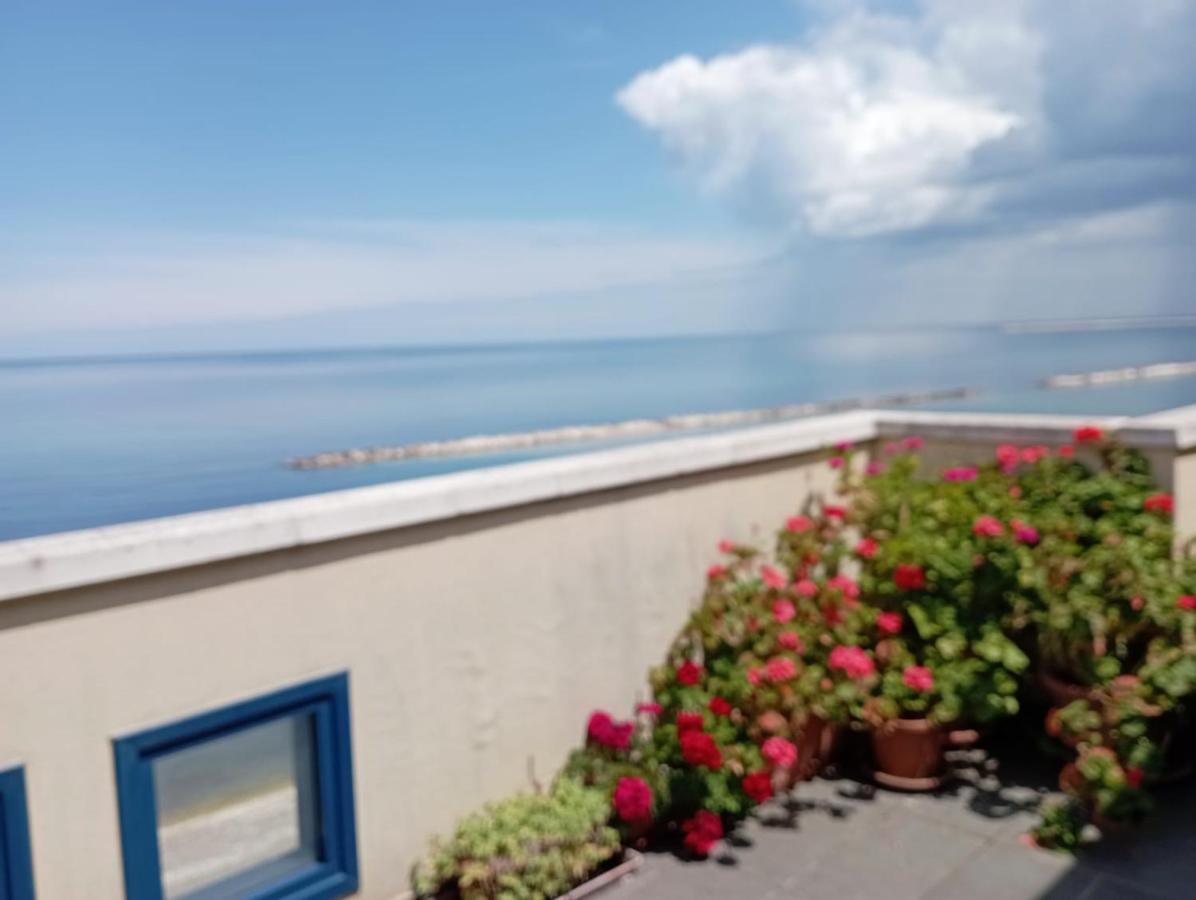 Casettalmar Appartement Bari Buitenkant foto